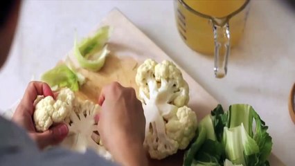 Puréed Cauliflower Soup