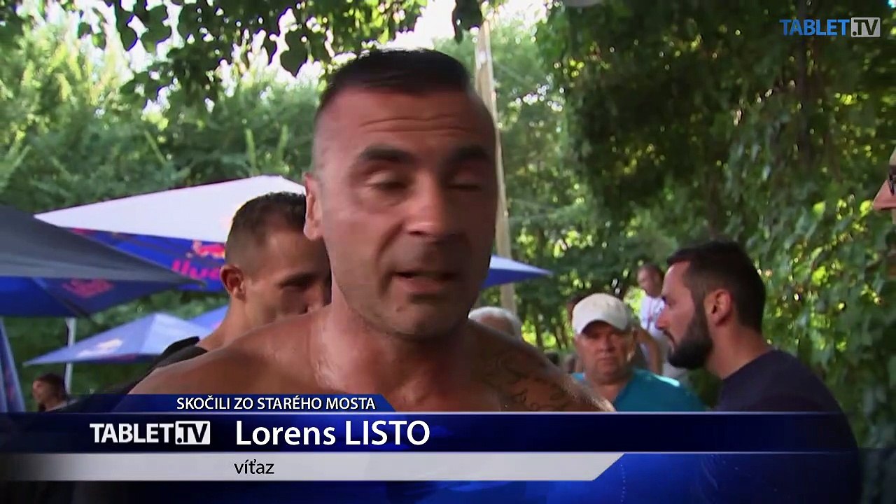 Štyridsiati pretekári skočili zo Starého mosta