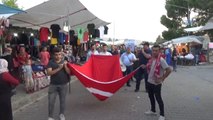 Asker Adayları, Türk Bayrağı Açıp Eğlence İçin Para Topladı