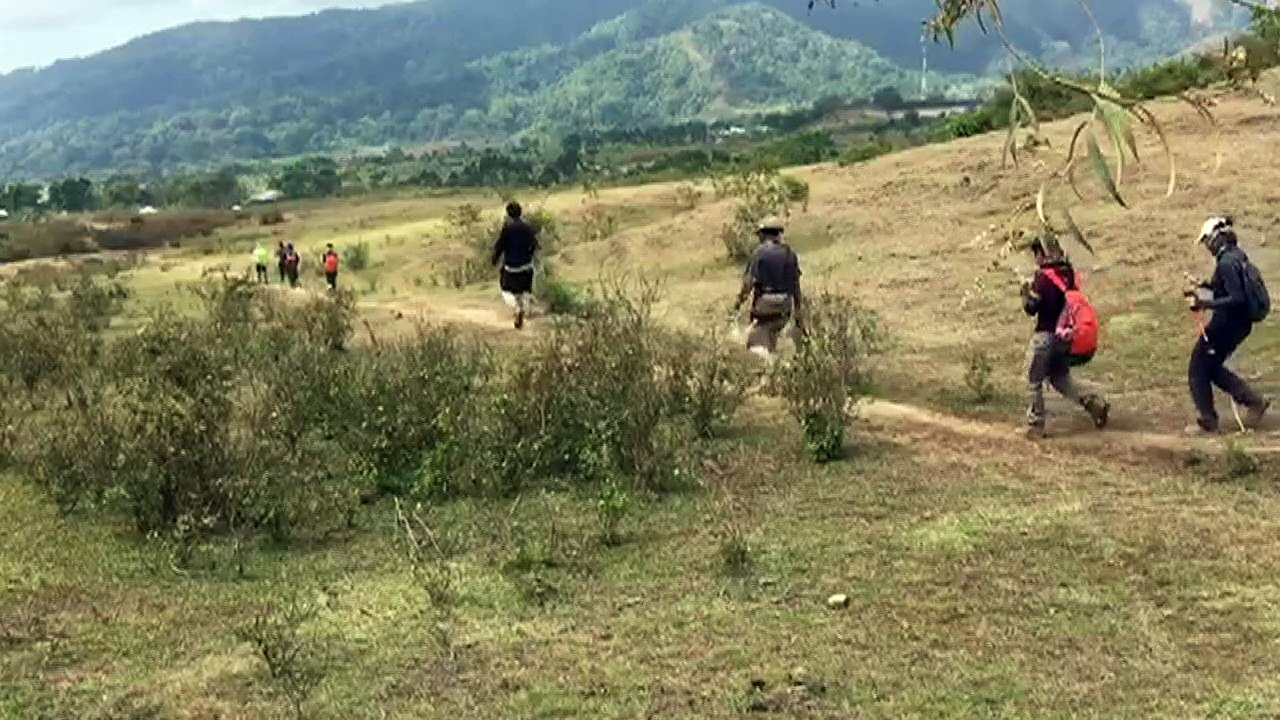 Ferieninsel Lombok: Hunderte Wanderer sitzen nach Erdbeben fest