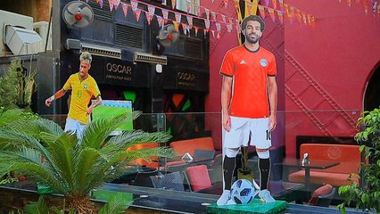 المصريون يتطلعون إلى فوز "صلاح" بلقب أفضل لاعب في العالم