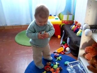 je me balade dans ma chambre