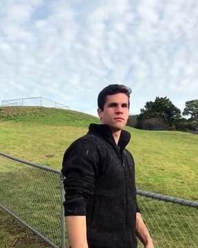 Franchir une clôture avec classe