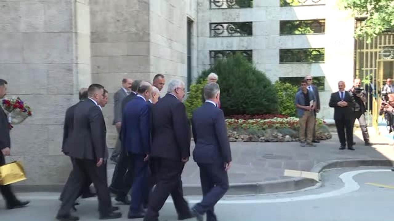 MHP Genel Başkanı Bahçeli TBMM Başkanı Binali Yıldırım'ı Ziyaret Etti (1)