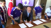 Afjet Afyonspor, altyapıdan 4 oyuncusuyla sözleşme imzaladı - AFYONKARAHİSAR