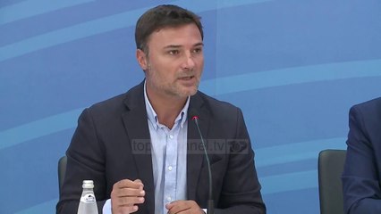 Download Video: PD denoncon: Komisioneri i Vetting-ut falsifikoi dokumentet - Top Channel Albania - News - Lajme