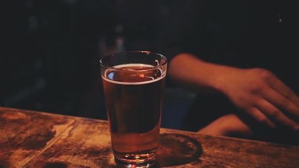 Alkohol: Was macht er mit unserem Gehirn?