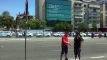 La Castellana taponada por los taxistas