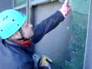 NETTOYAGE D'UN VOLUME ENDOMMAGE SUR UN IGH DE LA DEFENSE