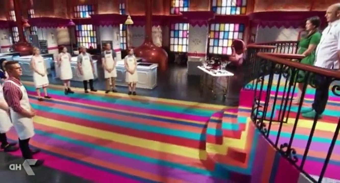 Zumbo  s Just Desserts S01  E03 Chocolate Dessert - Part 01