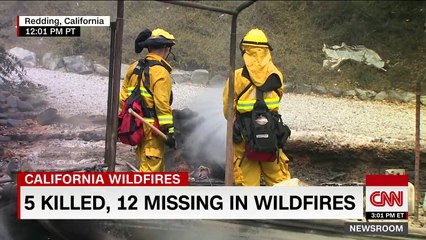 Firefighters battle deadly California wildfire