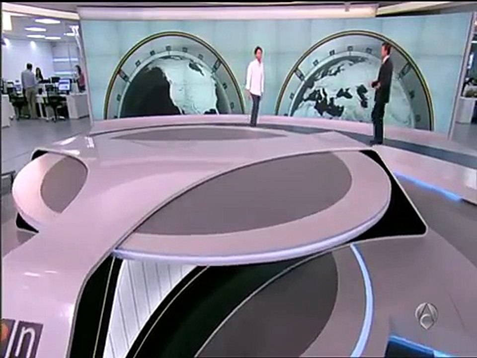 EL HORMIGUERO ANTENA 3 TV Pablo Motos se equivoca de plató y entra en Noticias