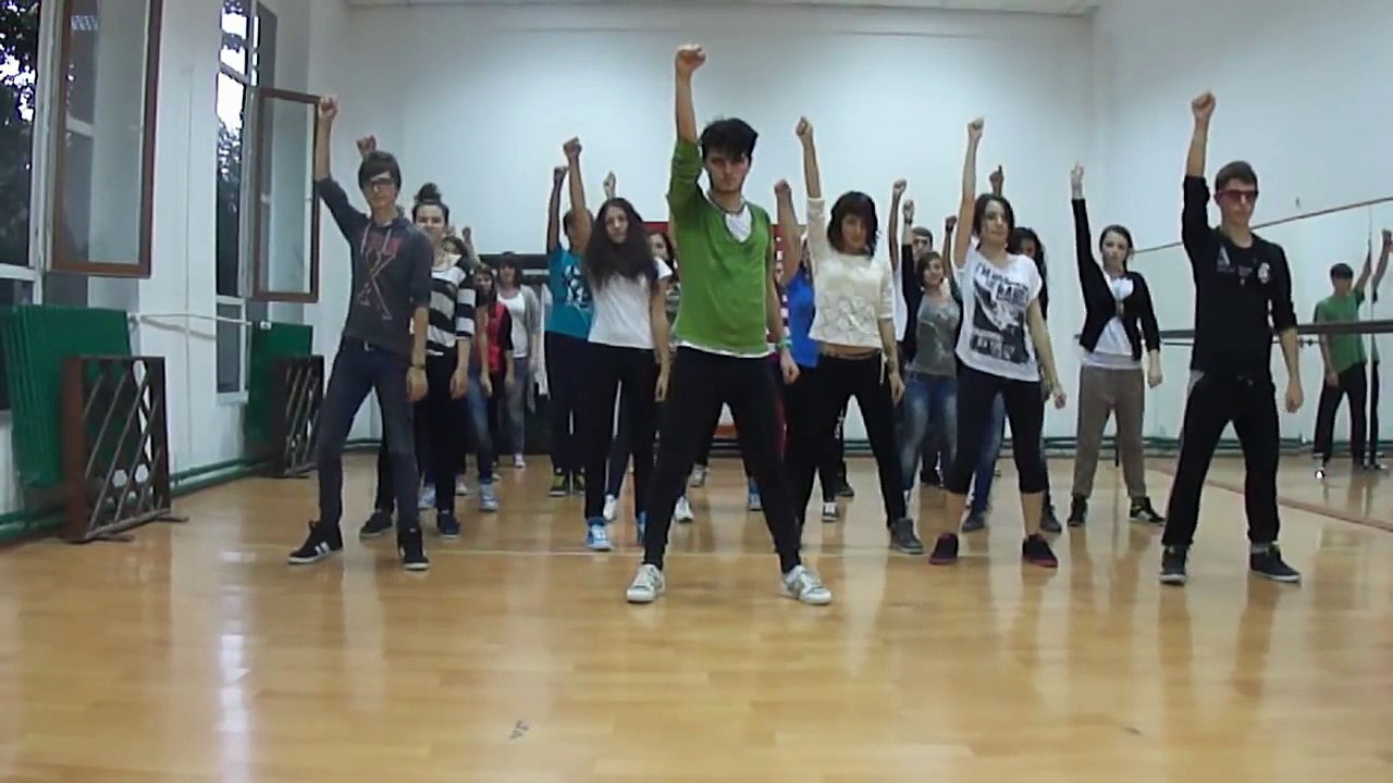 Electro Dance Classes Gangnam Style (easy training + bonus)