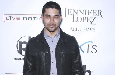 Wilmer Valderrama se niega a abandonar el hospital de Demi Lovato
