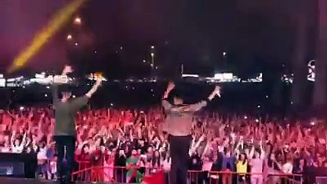 Já estamos em São Miguel, para fazer o verão chegar, nas Festas do Nordeste Até logo amores #TourANV #Calema #Klasszik