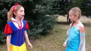 Snow White vs Elsa! Rap battle mini style!