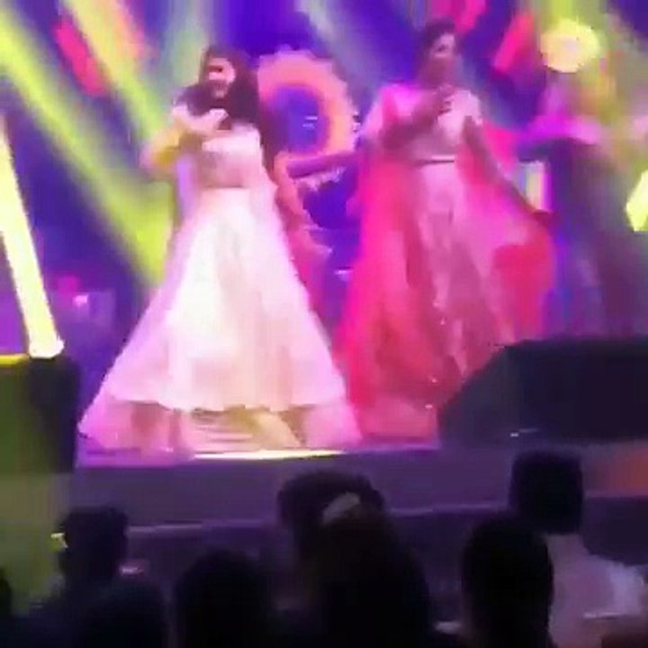 MS Dhoni in AWE of wife Sakshi Dhoni's viral dance moves, Watch cute Video-AnyNews24