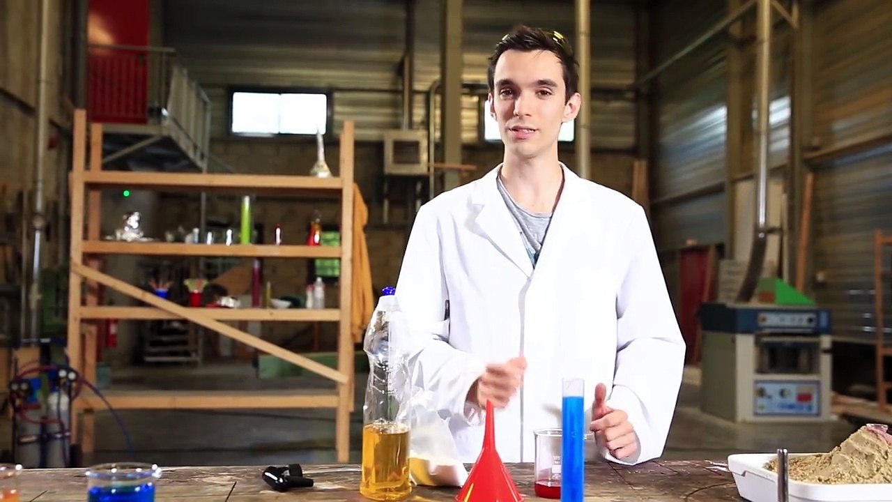 ExperimentBoy provoque des éruptions volcaniques ! ChimFizz #03 String Theory