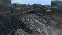 Buharkent'teki Selde Tren Rayları Zarar Gördü, Seferler Durduruldu