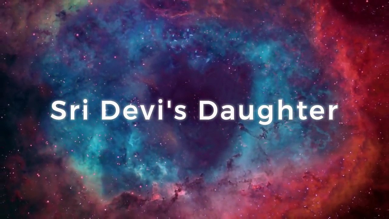 سری دیوی کی بیٹی زیادہ پیاری ہے یا شاہ رخ کی؟ آپ خود ہی دیکھ لیں