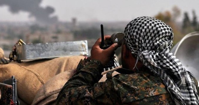 Terör Örgütünün Kontrolündeki Bölgenin Hemen Karşısına Dev Türk Bayrağı Dikildi