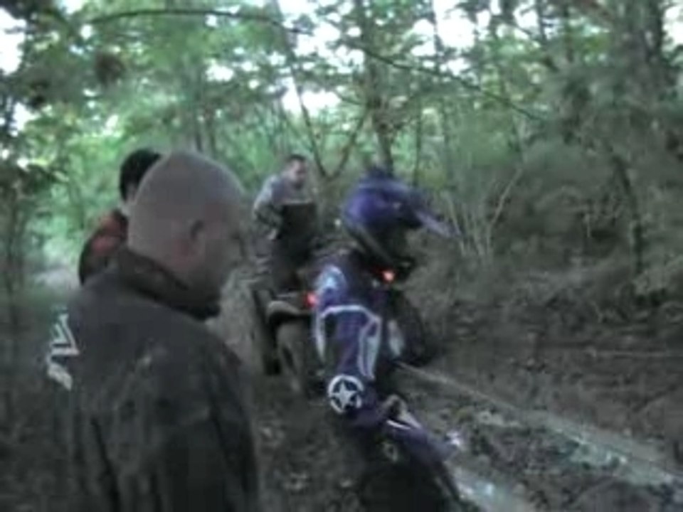 MOV077