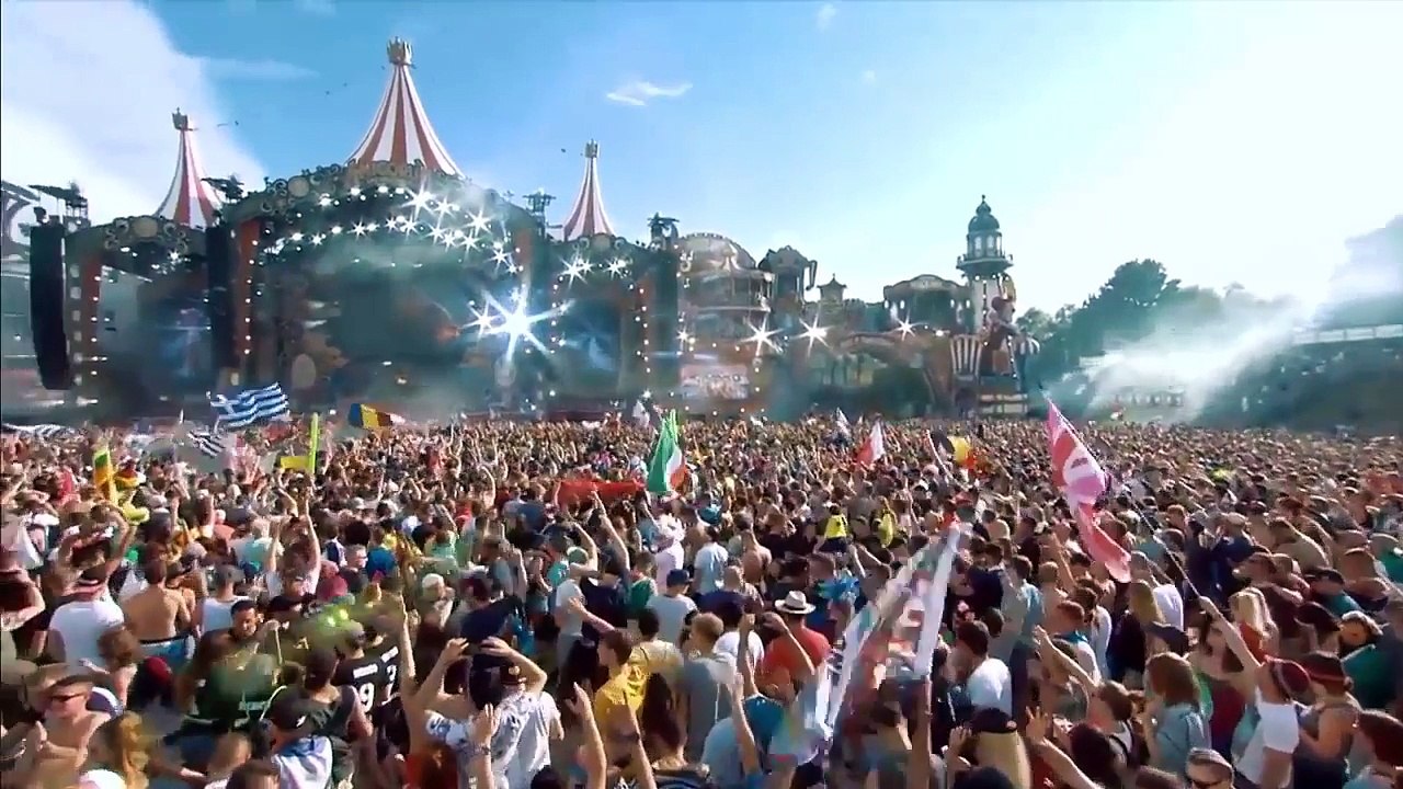 Martin Garrix   Dragon Vs Infinity Played by Timmy Trumpet @Tomorrowland 2017
