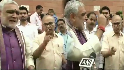 NRC पर संसद परिसर में भिड़े कांग्रेस-BJP सांसद