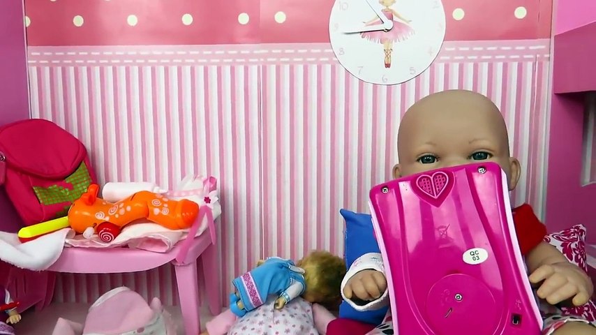 Las nuevas muñecas de juguete de las bebés Lucía y Ana Los mejores videos de muñecas Mundo Juguetes -