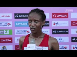 Layes Abdullayeva (AZE), 5000m Women - flash interview (ECH U23 Ostrava 2011)