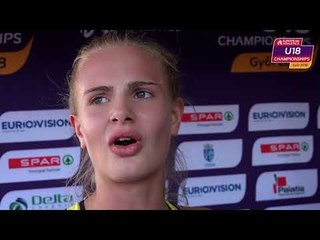 Paula Schneiders (GER) after winning Bronze in the 2000m Steeple