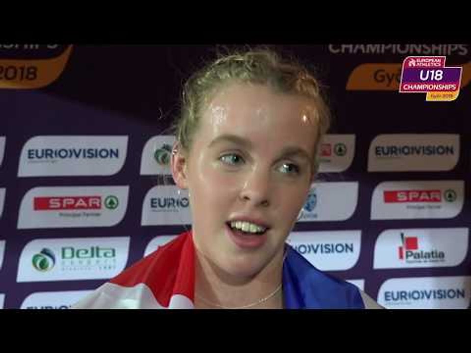 Keely Hodgkinson (GBR) after winning Gold in the 800m