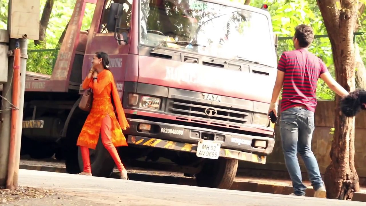 Prank videos-रांटी गोरिल्ला प्रैंक !! KING KONG ( GORILLA ) SCARE PRANK .Funny prank , prank hindi , indian, comedy videos, hindi prank videos,Prank, Prank videos, funny videos , commedy video, laughing videos, masti videos, Indian prank, entertainment vi