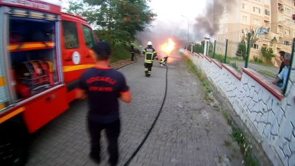 Seyir halindeki otomobil alev alev böyle yandı