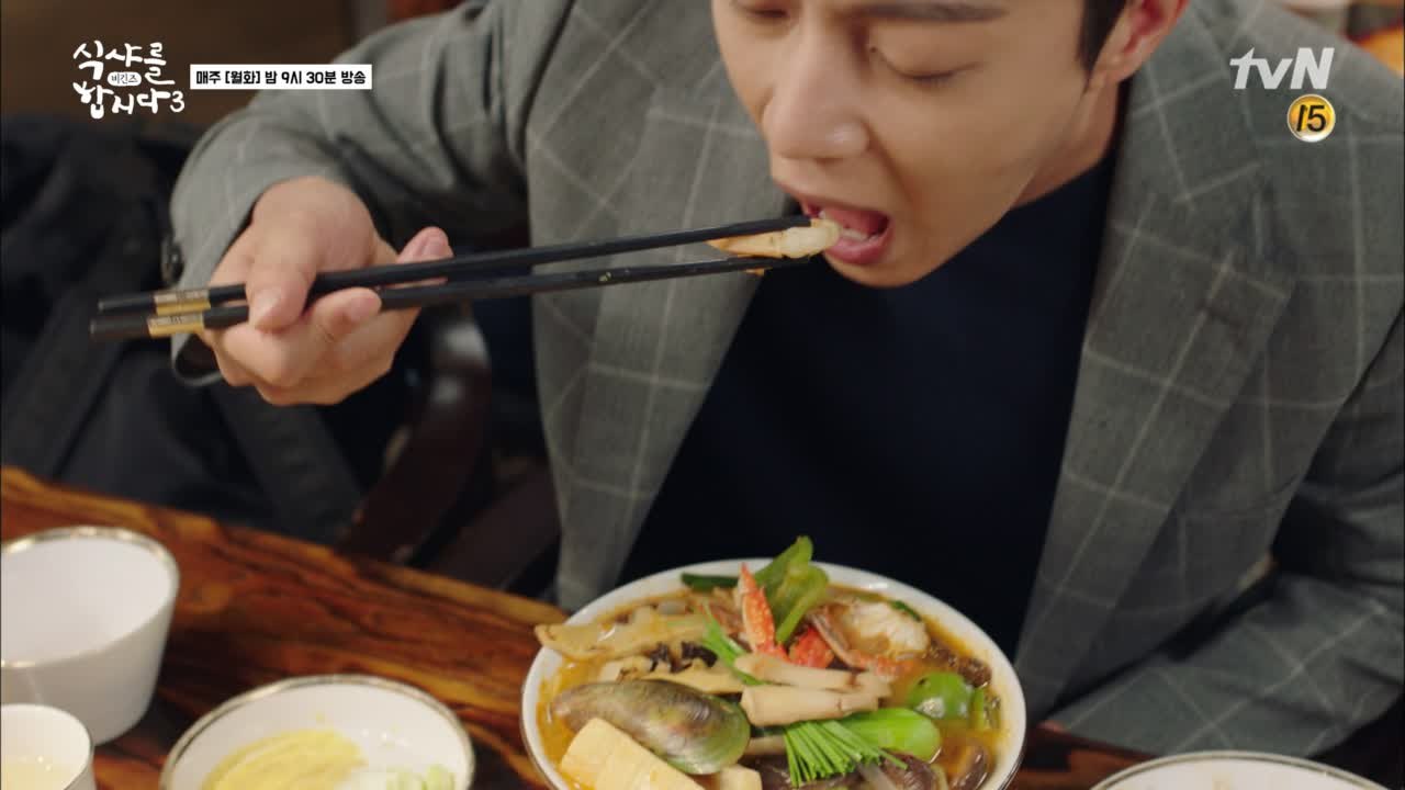 윤두준&안우연의 양장피에 짬뽕 먹방!