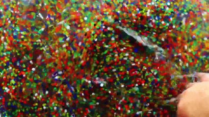 BALLE ANTI STRESS XXL AVEC DES ORBEEZ !! JustJonathan