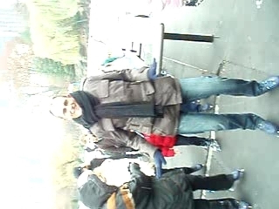 chante et danse et met tes patins... à glace