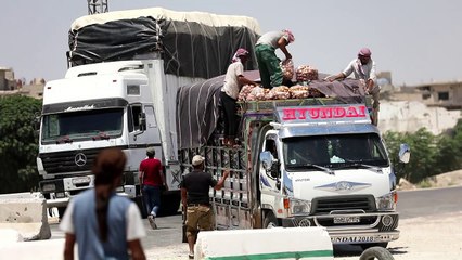 أطراف النزاع في سوريا تفرقهم المعارك وتجمعهم الملايين