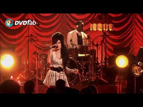 Amy Winehouse – Rehab | Live In London