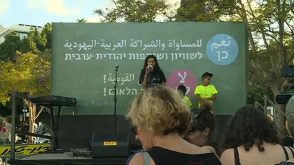 Download Video: Israele: lezione di arabo per protesta contro la Legge dello Stato-Nazione