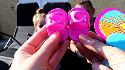 Bébé a trop chaud ! Il attrape des coups de soleil et ses joues rougissent ! NENUCO sun care