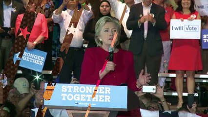 Hillary Clinton Makes Big Donations Towards 2018 Midterms