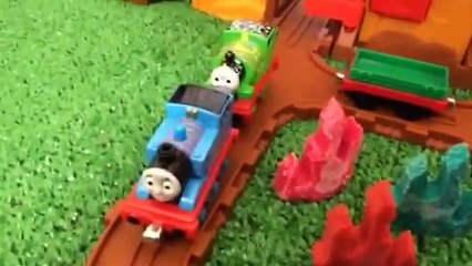 Thomas and Friends Tale of Brave Play set Roaring Dino Run Percy, Hot Wheels Cars