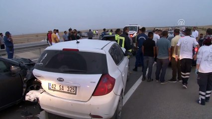 Kum fırtınası iki zincirleme kazaya yol açtı: 17 yaralı (2) - KONYA