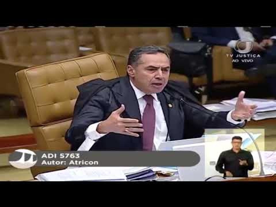 BAIXARIA NO STF: MINISTRO BARROSO E GILMAR MENDES TROCAM ACUSAÇÕES DURANTE PLENÁRIA