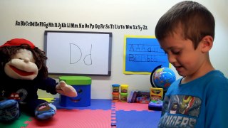 LEARN THE LETTER OF THE WEEK D with SURPRISE EGGS