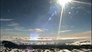 The Sun Catching The Moon Over Hawaii (Timelapse)