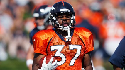 Terrell Davis predicts Royce Freeman will win starting running back job
