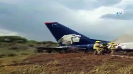 Meksika’da düşen uçakta ölen olmadı çok sayıda yaralılar var