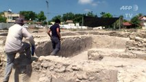 Arqueólogos israelenses descobrem fábrica de 1700 anos